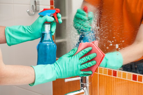 Local commercial cleaning support for businesses in Elephant and Castle