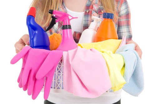 Elephant and Castle cleaning services for homes and offices